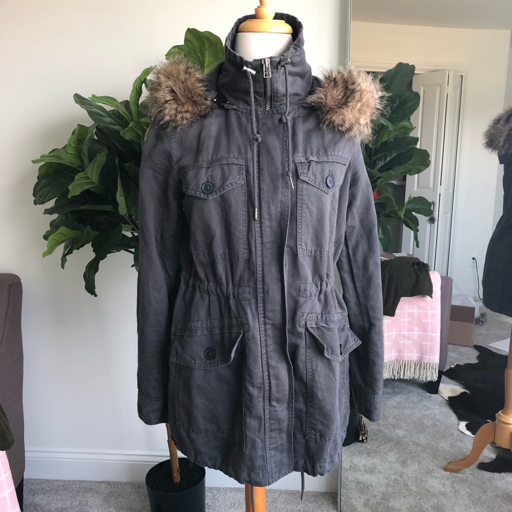 Grey fur trimmed utility jacket : LOFT XS